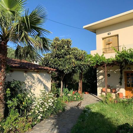 Villa Fatima Vríszesz Kültér fotó