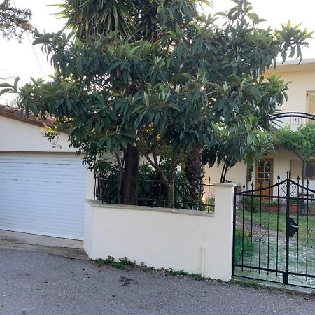 Villa Fatima Vríszesz Kültér fotó