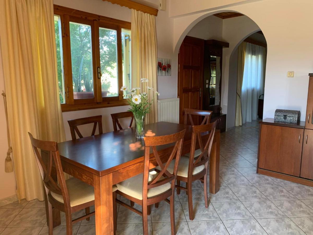 Villa Fatima Vríszesz Kültér fotó