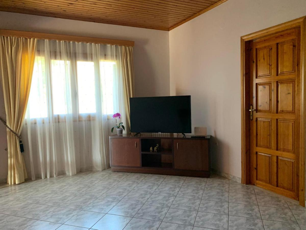 Villa Fatima Vríszesz Kültér fotó